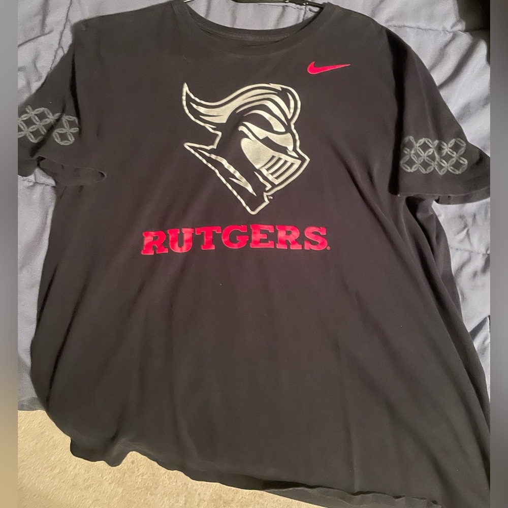 Rutgers shirt